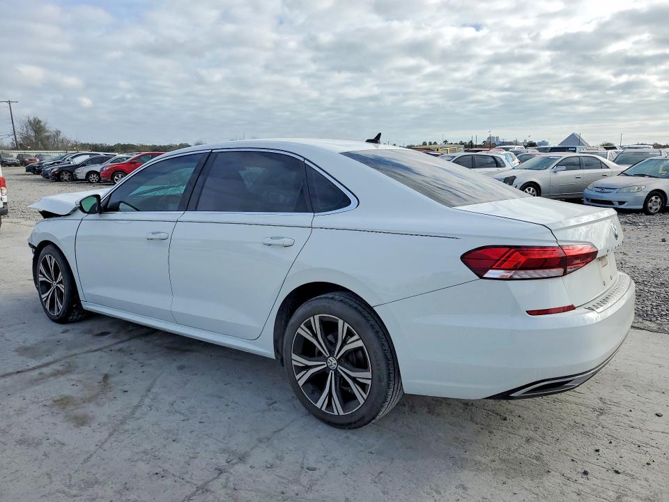 77708005 :رقم المزاد ، 1VWSA7A3XMC018000 vin ، 2021 Volkswagen Passat مزاد بيع