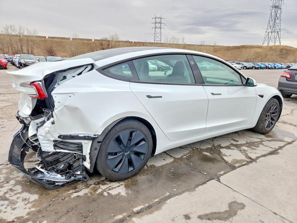 75208285 :رقم المزاد ، 5YJ3E1EB3SF034016 vin ، 2025 Tesla Model 3 مزاد بيع