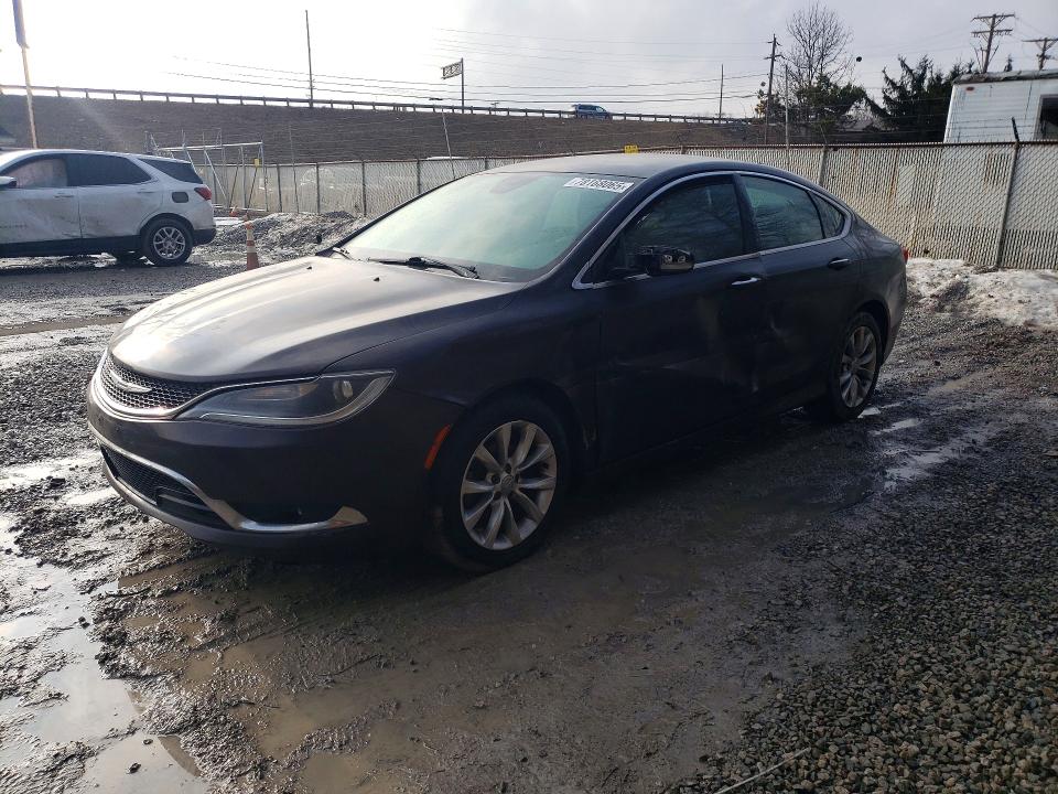 46340896 :رقم المزاد ، 1C3CCCCB5FN542021 vin ، 2015 Chrysler 200 مزاد بيع