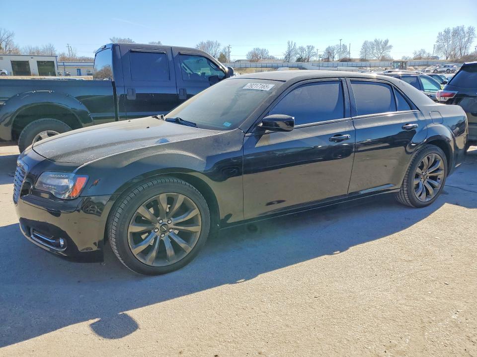 Auction sale of the 2014 Chrysler 300, vin: 2C3CCABG8EH373136, lot number: 79217165