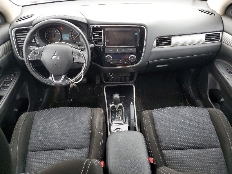 75266545 :رقم المزاد ، JA4AZ2A36JZ603041 vin ، 2018 Mitsubishi Outlander مزاد بيع