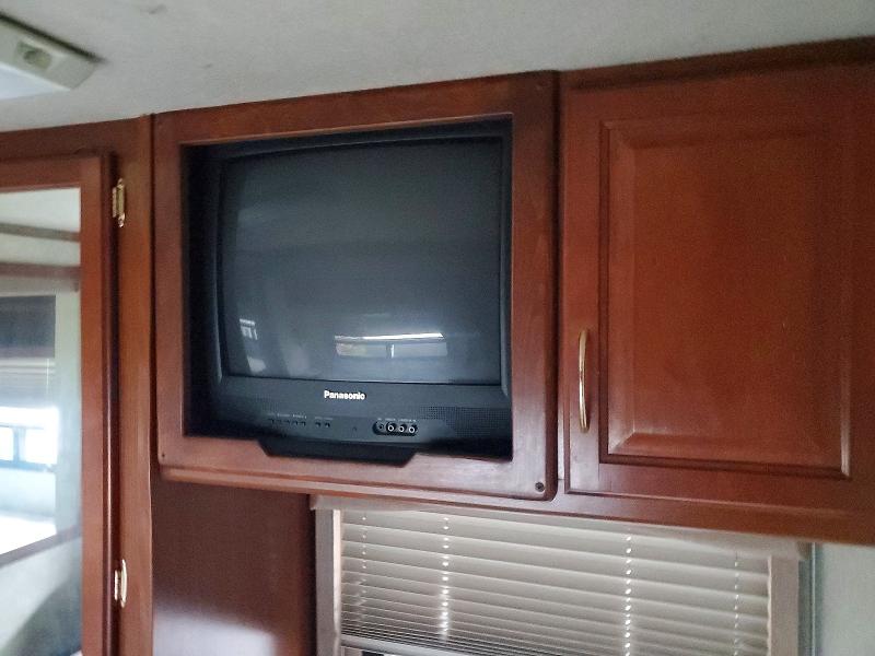 77412535 :رقم المزاد ، 5B4MP67G433358472 vin ، 2003 Fleetwood Rv مزاد بيع
