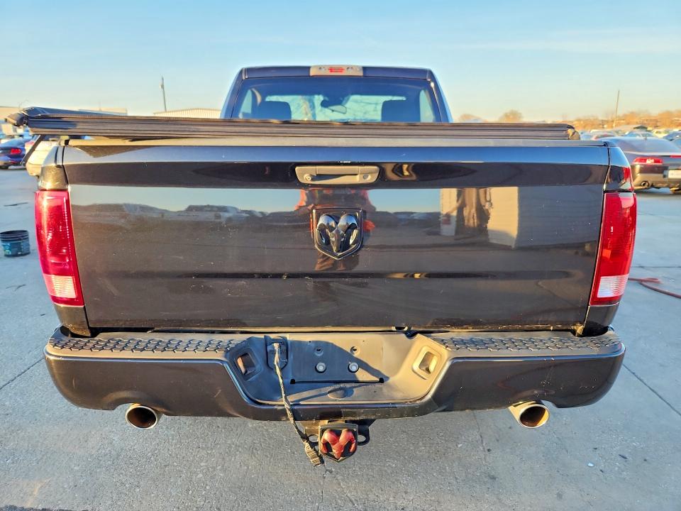 76041855 :رقم المزاد ، 3C6JR6AT6GG206295 vin ، 2016 Ram 1500 مزاد بيع