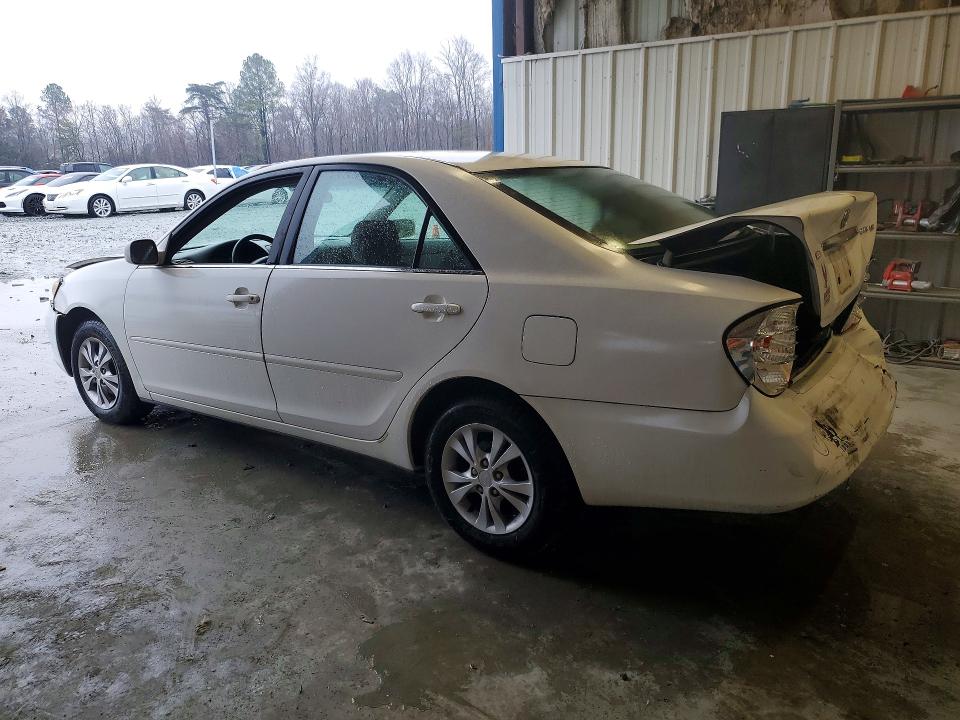78858335 :رقم المزاد ، 4T1BF32K34U062400 vin ، 2004 Toyota Camry مزاد بيع