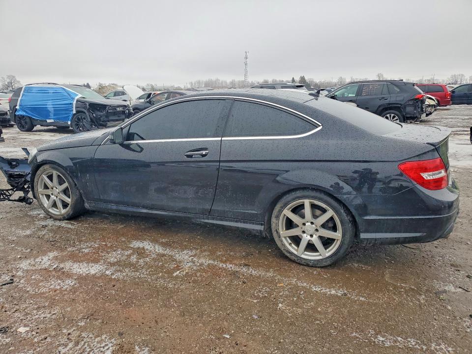 Продажа на аукционе авто 2013 Mercedes-benz C, vin: WDDGJ8JB6DG069725, номер лота: 77013055