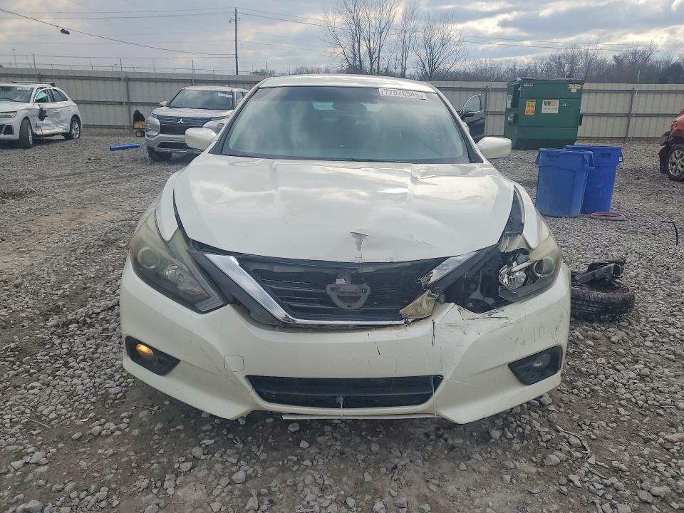 Продажа на аукционе авто 2017 Nissan Altima, vin: 1N4AL3AP4HN322086, номер лота: 77976545
