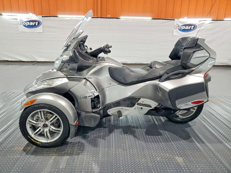 77550455 :رقم المزاد ، 2BXJBWC18BV002102 vin ، 2011 Can-am Spyder Roadster مزاد بيع