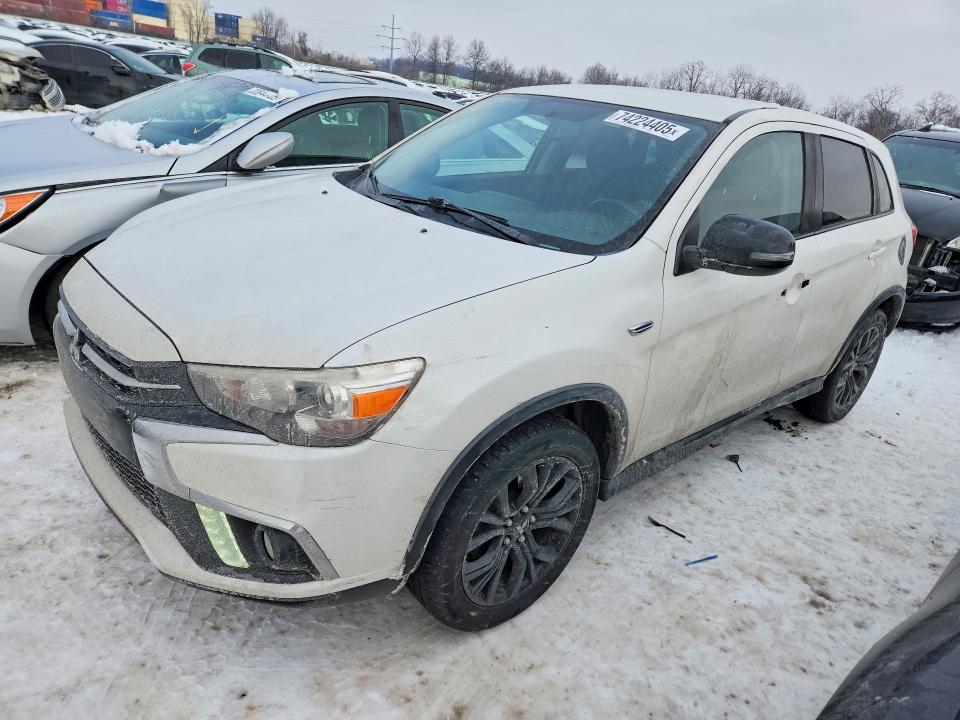 Продаж на аукціоні авто 2018 Mitsubishi Outlander Sport, vin: JA4AR3AU0JZ028904, номер лоту: 74224405