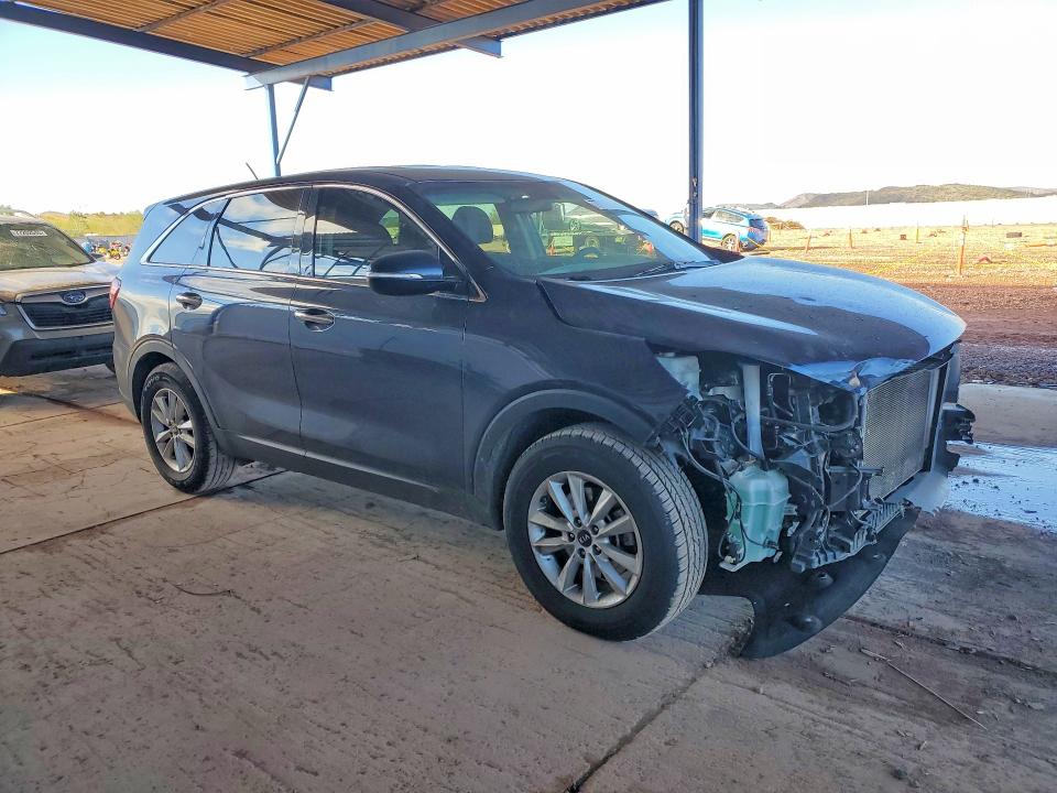 77796895 :رقم المزاد ، 5XYPG4A33KG550400 vin ، 2019 Kia Sorento مزاد بيع