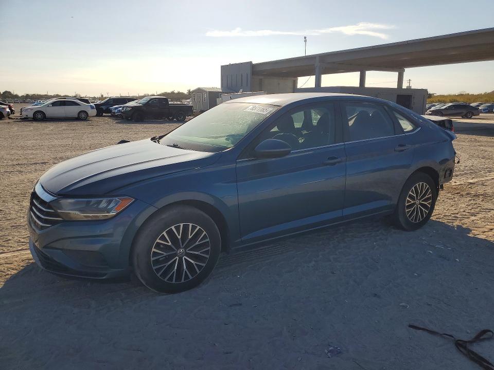 2021 Volkswagen Jetta მანქანა იყიდება აუქციონზე, vin: 3VWC57BU6MM012824, აუქციონის ნომერი: 78371165