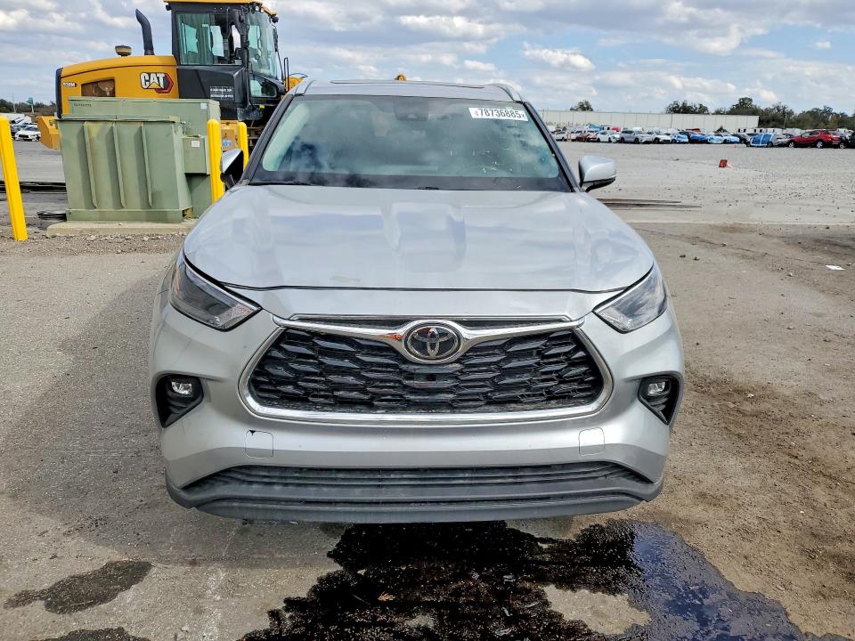 Продаж на аукціоні авто 2023 Toyota Highlander, vin: 5TDKDRAH8PS003130, номер лоту: 78736885