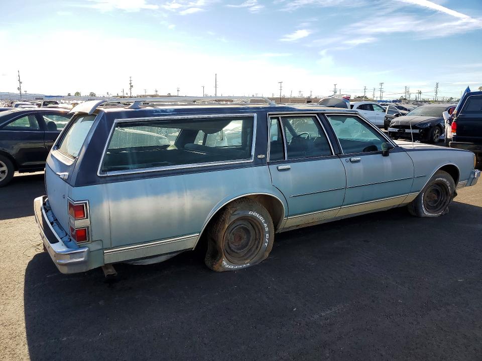 77825365 :رقم المزاد ، 1G1BN35HXFX113618 vin ، 1985 Chevrolet Caprice مزاد بيع