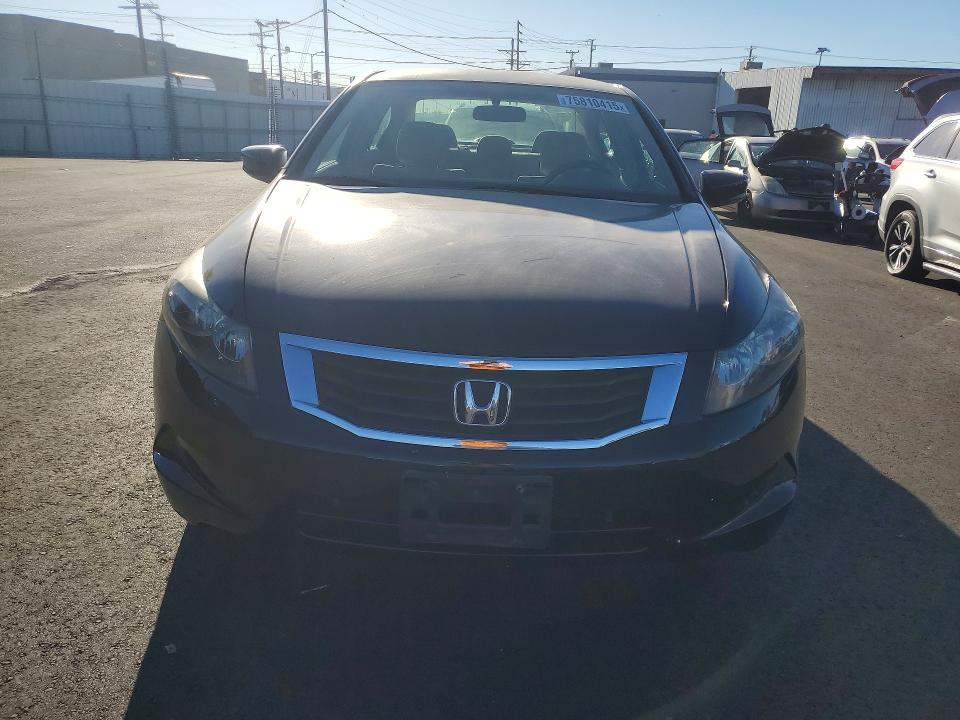 75810415 :رقم المزاد ، JHMCP26318C061131 vin ، 2008 Honda Accord مزاد بيع