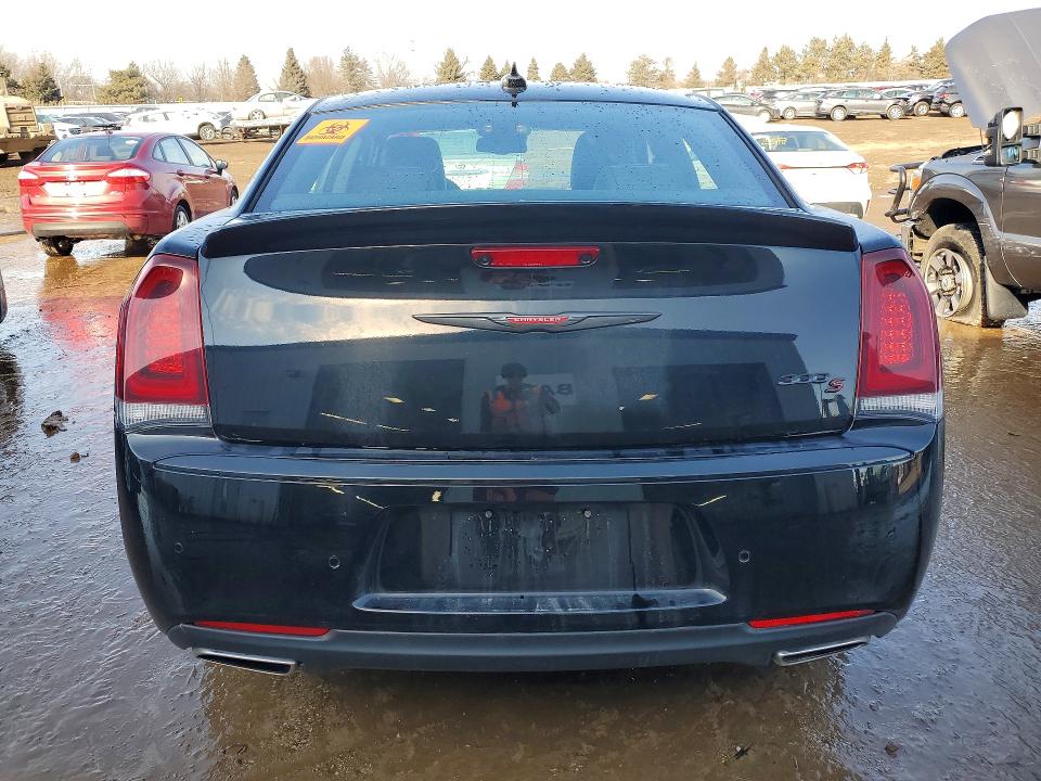 2021 Chrysler 300 მანქანა იყიდება აუქციონზე, vin: 2C3CCABT4MH660176, აუქციონის ნომერი: 76925835