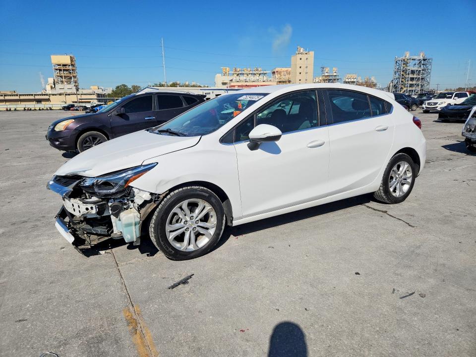 2019 Chevrolet Cruze მანქანა იყიდება აუქციონზე, vin: 3G1BE6SM1KS556299, აუქციონის ნომერი: 75294475