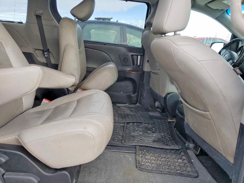 Продажа на аукционе авто 2017 Toyota Sienna, vin: 5TDDZ3DC3HS176532, номер лота: 76474445