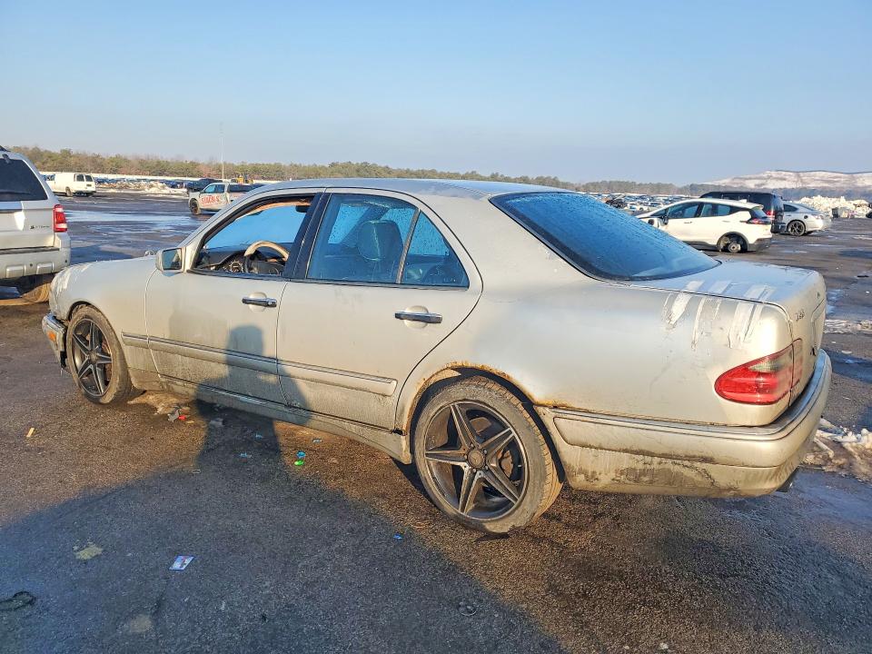Aukcja sprzedaży 1999 Mercedes-benz E, vin: WDBJF74H5XA907390, numer aukcji: 76926445