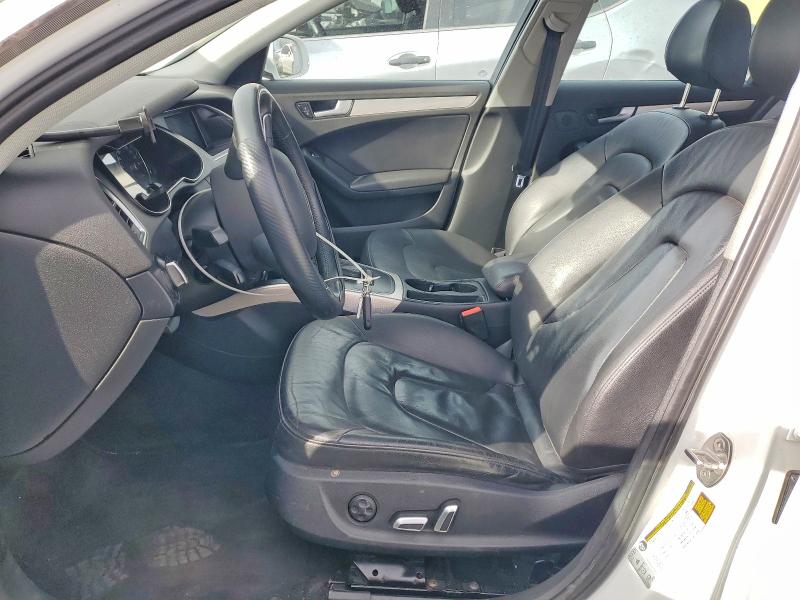 76599795 :رقم المزاد ، WAUBFAFL2FN016157 vin ، 2015 Audi A4 مزاد بيع