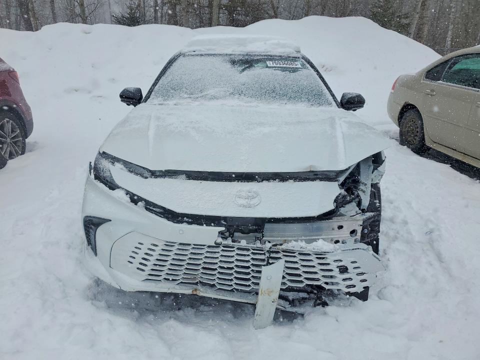 76936085 :رقم المزاد ، 4T1DBADKXSU030059 vin ، 2025 Toyota Camry مزاد بيع