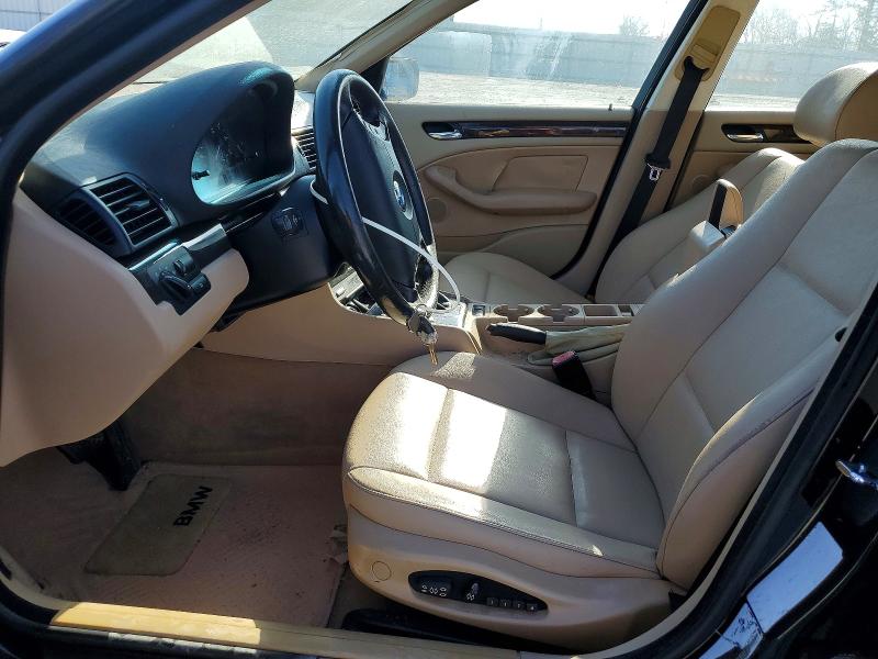 76925655 :رقم المزاد ، WBAET37483NJ32600 vin ، 2003 Bmw 325 مزاد بيع
