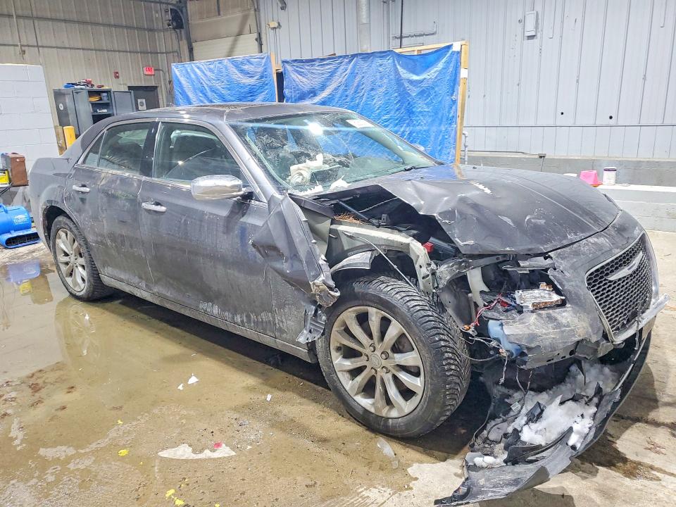 Продажа на аукционе авто 2017 Chrysler 300c, vin: 2C3CCAKG5HH566770, номер лота: 75060075