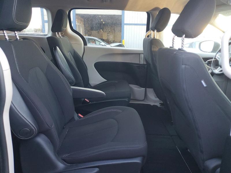 77519655 :رقم المزاد ، 2C4RC1CG0MR529148 vin ، 2021 Chrysler Voyager مزاد بيع