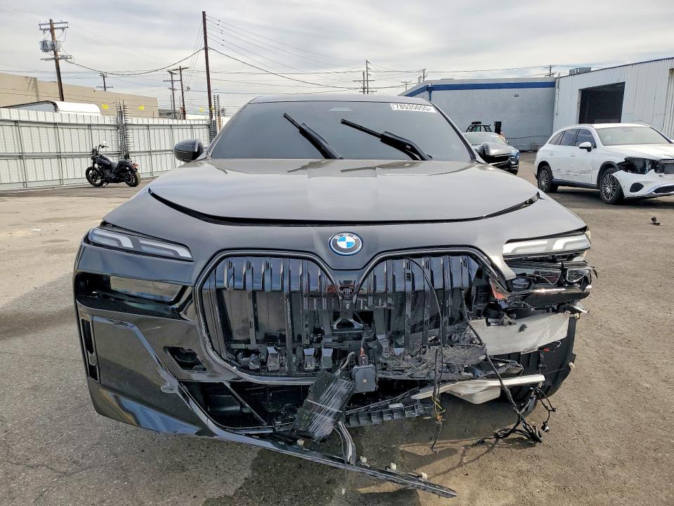 Продажа на аукционе авто 2025 Bmw I7, vin: WBY43EJ04SCT21222, номер лота: 78535055