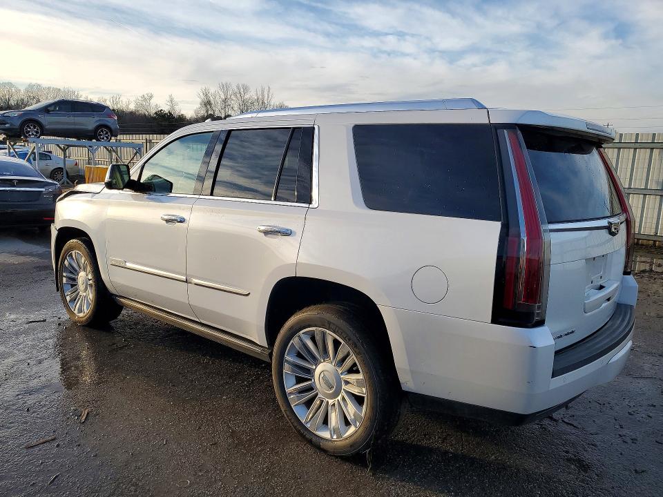 77905255 :رقم المزاد ، 1GYS4DKJ5GR431069 vin ، 2016 Cadillac Escalade مزاد بيع