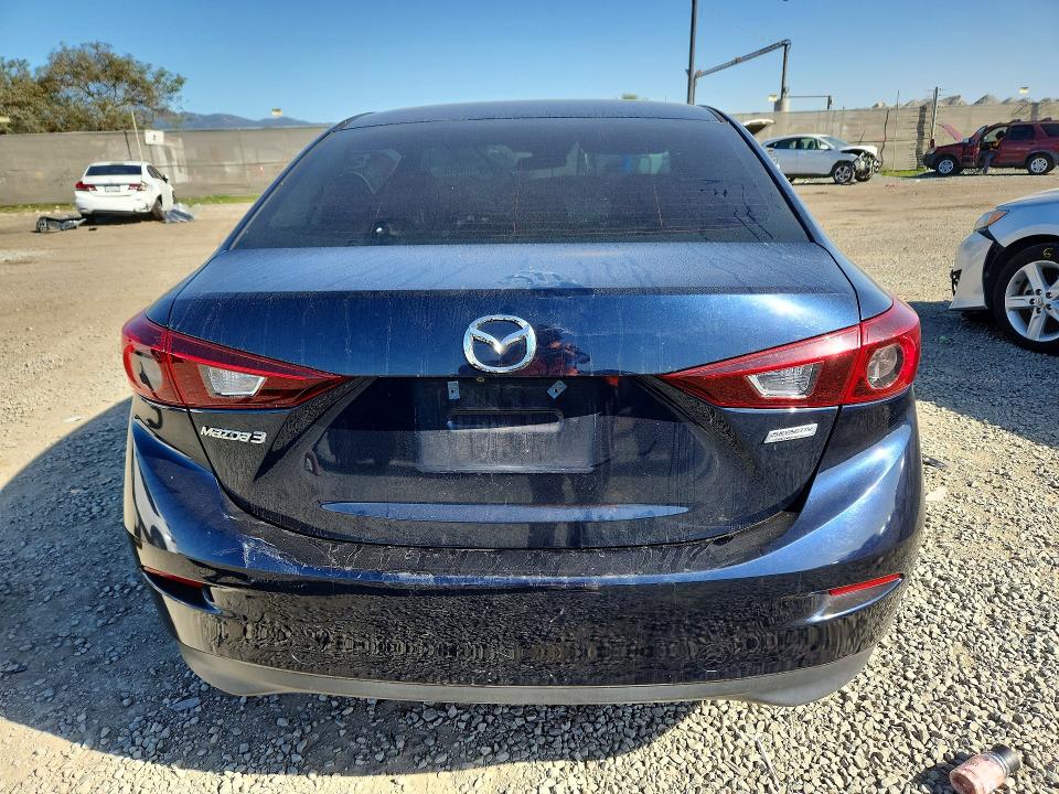 Продажа на аукционе авто 2018 Mazda 3, vin: 3MZBN1U76JM186842, номер лота: 75898995