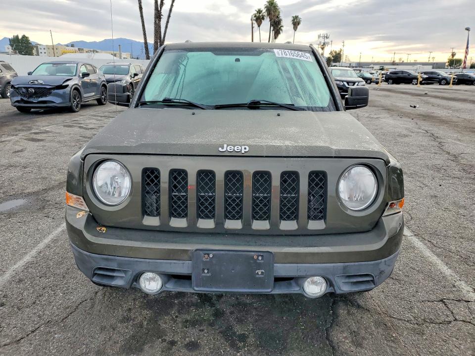 78165645 :رقم المزاد ، 1C4NJRFBXFD356795 vin ، 2015 Jeep Patriot مزاد بيع