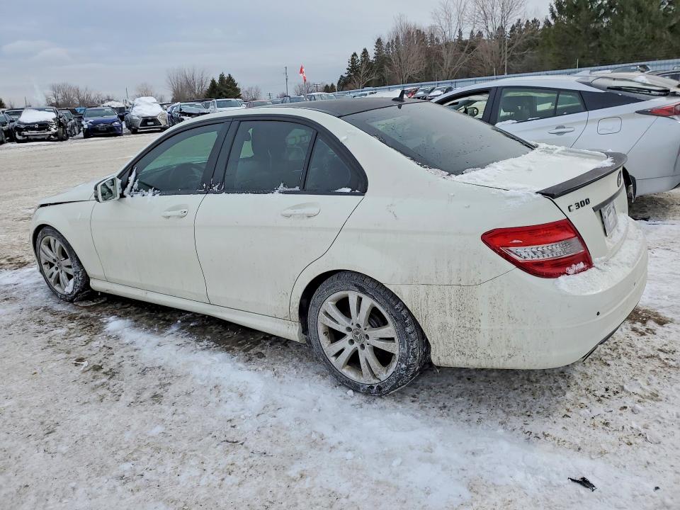 2011 Mercedes-benz C მანქანა იყიდება აუქციონზე, vin: WDDGF8BB2BA525929, აუქციონის ნომერი: 74435155