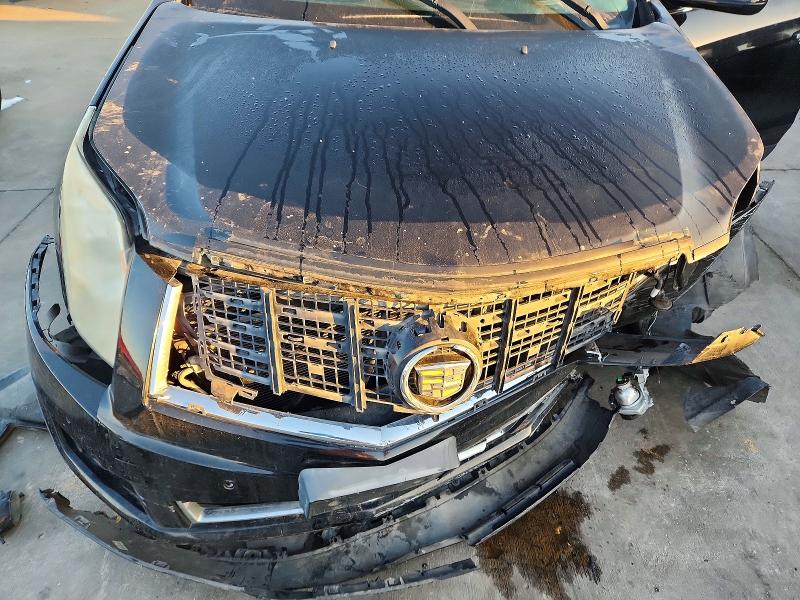 75688545 :رقم المزاد ، 3GYFNBE39ES678170 vin ، 2014 Cadillac Srx مزاد بيع