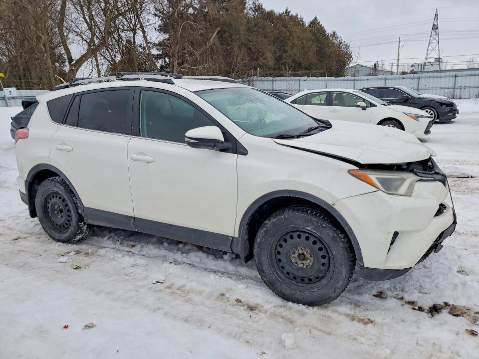 77113555 :رقم المزاد ، 2T3BFREV9HW641560 vin ، 2017 Toyota Rav4 مزاد بيع