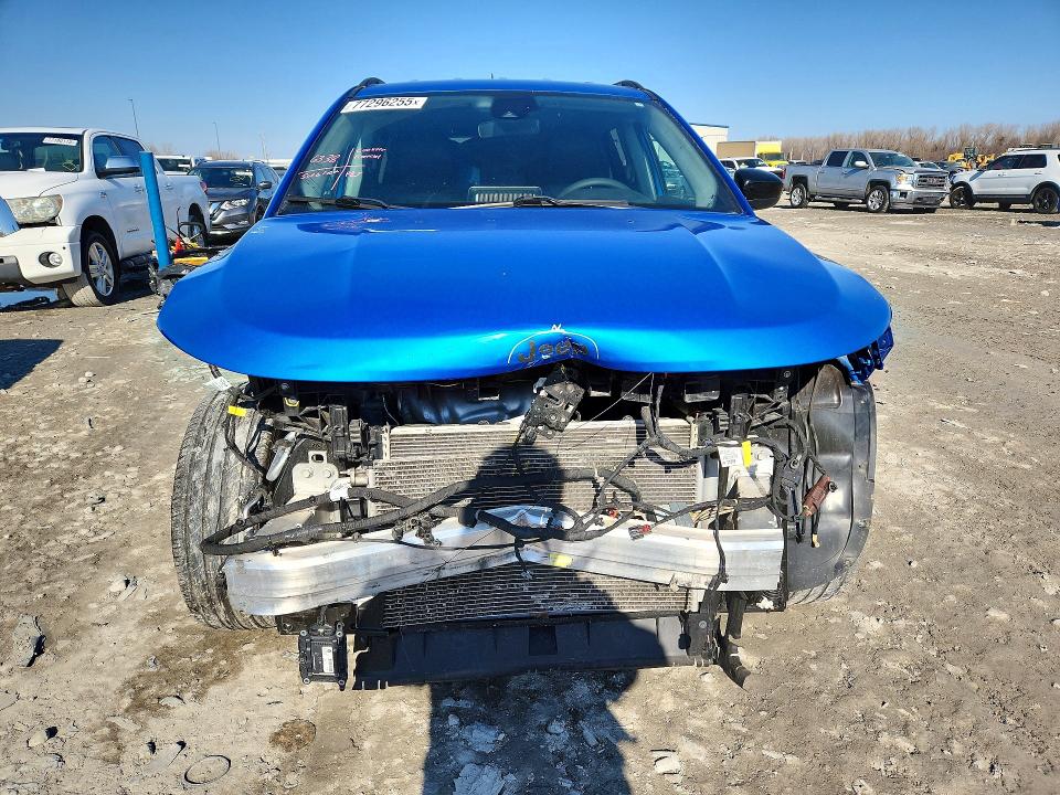 2022 Jeep Compass მანქანა იყიდება აუქციონზე, vin: 3C4NJCBB3NT139813, აუქციონის ნომერი: 77296255