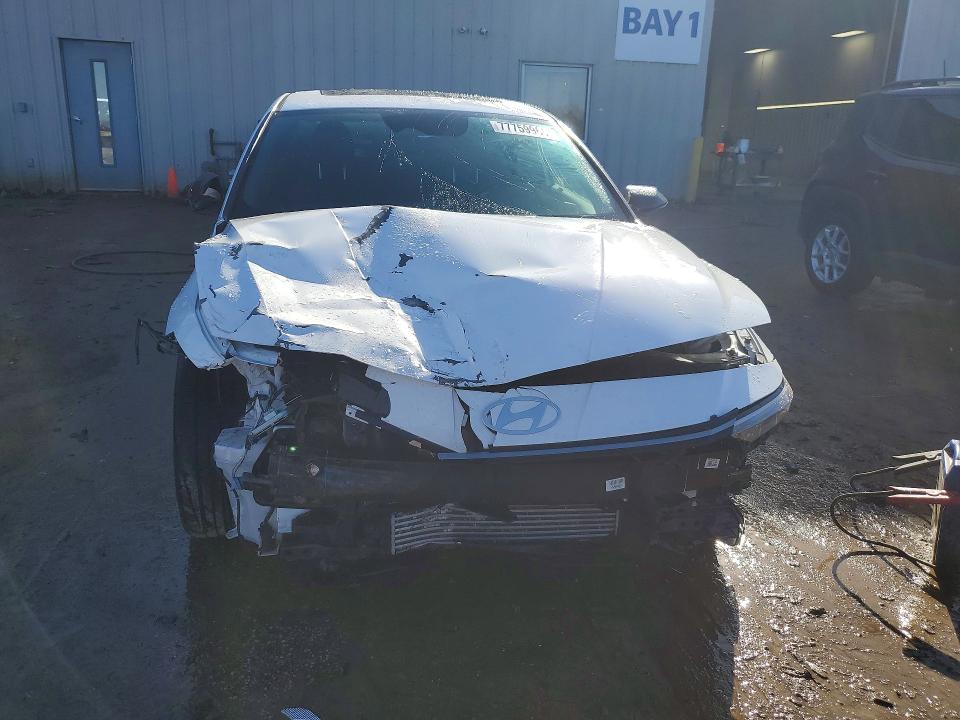 2025 Hyundai Elantra მანქანა იყიდება აუქციონზე, vin: KMHLR4DF1SU013257, აუქციონის ნომერი: 77759965