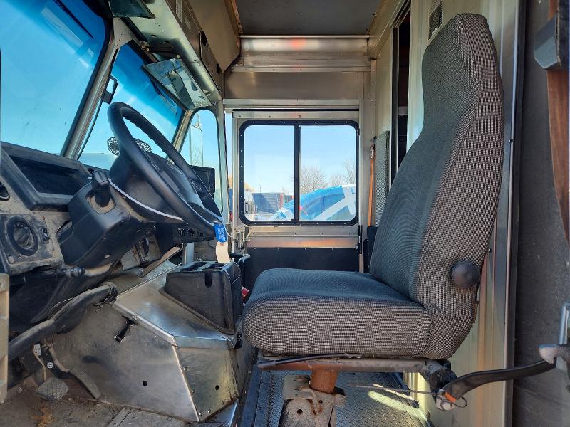 Продаж на аукціоні авто 2022 Freightliner Mt55, vin: 4UZAC3G75NCNN4703, номер лоту: 79058875