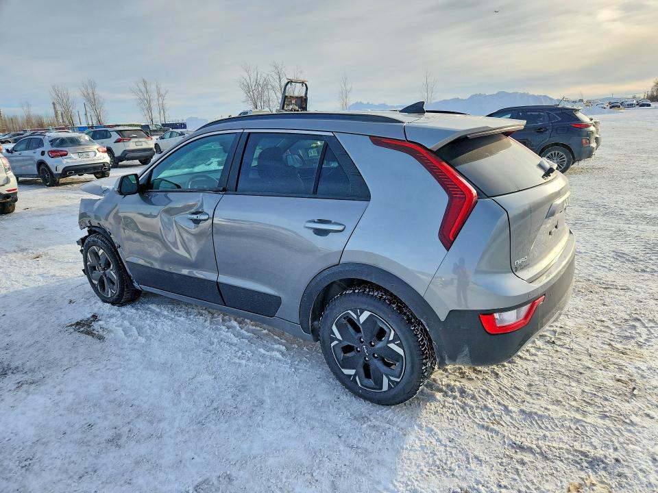 2025 Kia Niro მანქანა იყიდება აუქციონზე, vin: KNDCR3L1XS5136988, აუქციონის ნომერი: 75268945