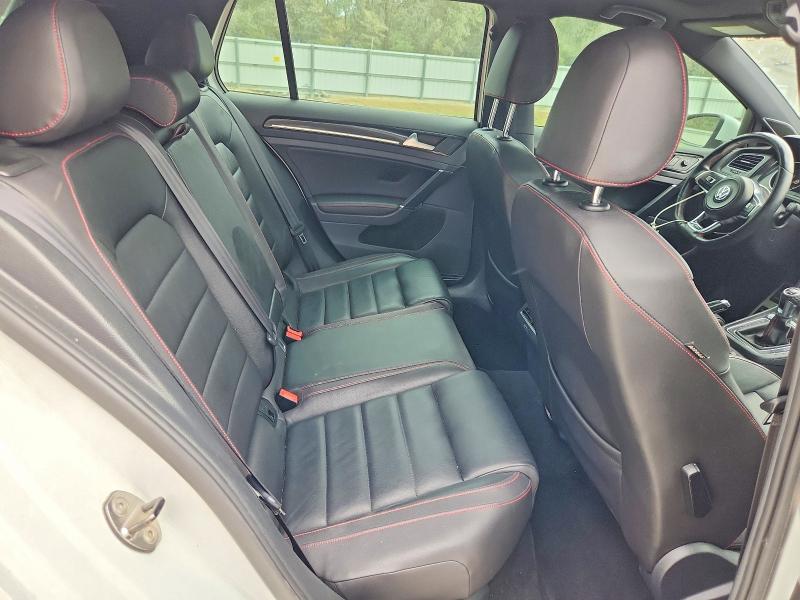 Продаж на аукціоні авто 2015 Volkswagen Gti, vin: 3VW5T7AU7FM000264, номер лоту: 76860725