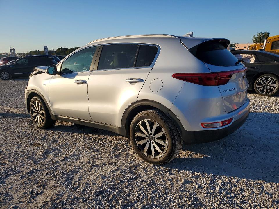 Продажа на аукционе авто 2017 Kia Sportage, vin: KNDPNCAC6H7207103, номер лота: 75747495