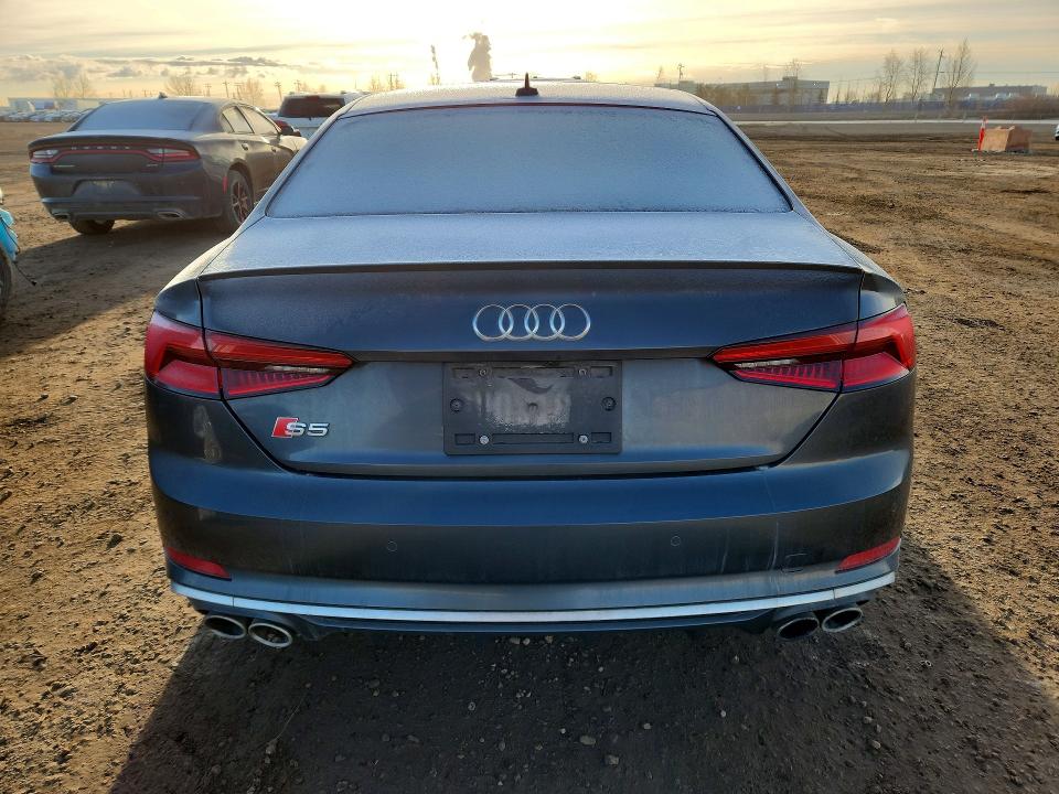 Продажа на аукционе авто 2018 Audi S5, vin: WAUR4AF52JA002250, номер лота: 74277865