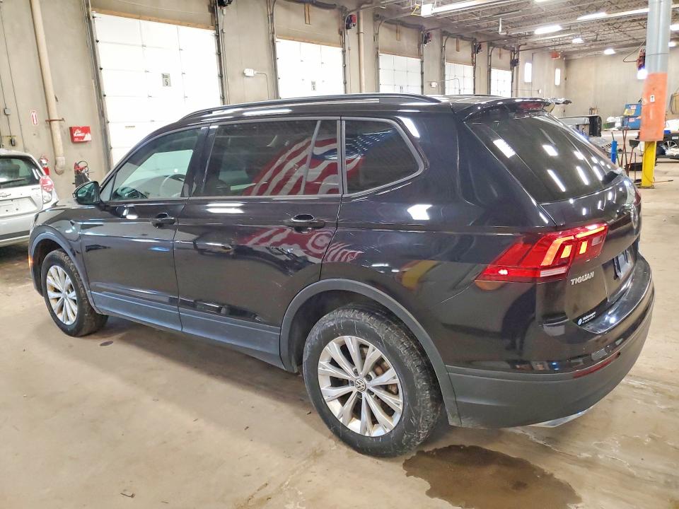Продаж на аукціоні авто 2018 Volkswagen Tiguan, vin: 3VV0B7AX4JM157917, номер лоту: 76269125