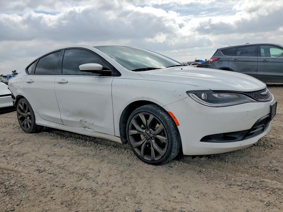 Продажа на аукционе авто 2015 Chrysler 200, vin: 1C3CCCBB8FN673364, номер лота: 77807025