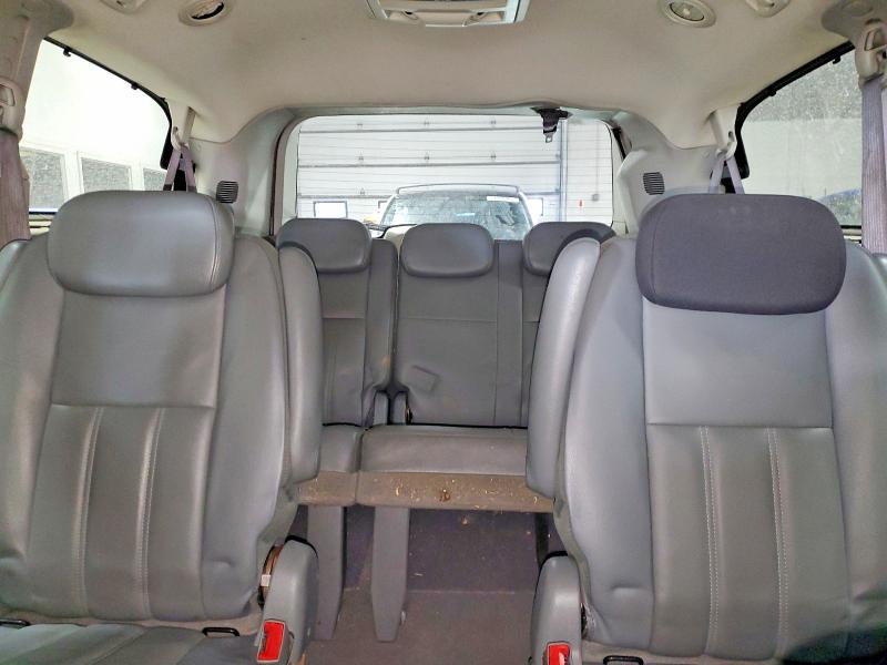 2010 Chrysler Town & Country მანქანა იყიდება აუქციონზე, vin: 2A4RR5DX9AR193414, აუქციონის ნომერი: 75839685
