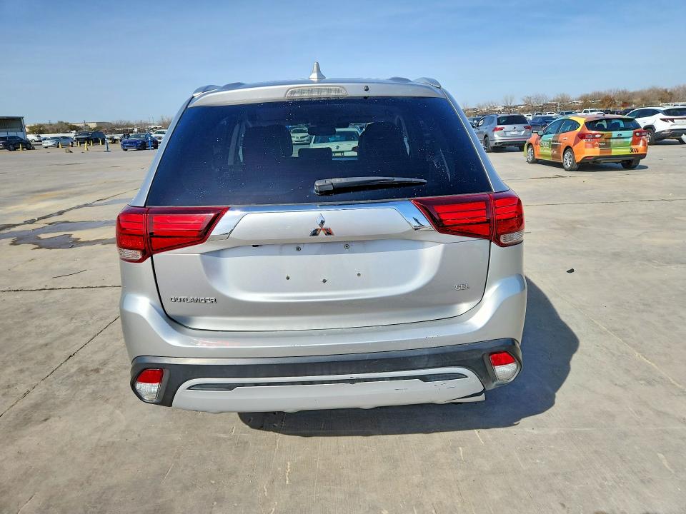 Продаж на аукціоні авто 2020 Mitsubishi Outlander, vin: JA4AD3A38LJ000601, номер лоту: 78554845