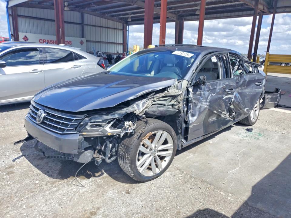 77592155 :رقم المزاد ، 1VWLA7A30KC002387 vin ، 2019 Volkswagen Passat مزاد بيع