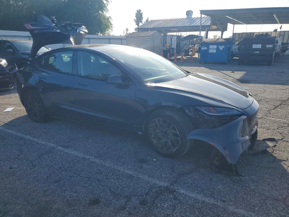 78084395 :رقم المزاد ، 5YJ3E1EAXRF865031 vin ، 2024 Tesla Model 3 مزاد بيع
