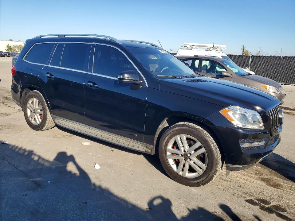 Продаж на аукціоні авто 2015 Mercedes-benz Gl, vin: 4JGDF6EE6FA465002, номер лоту: 76026275