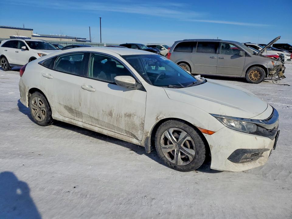 76968935 :رقم المزاد ، 2HGFC2F52JH006705 vin ، 2018 Honda Civic مزاد بيع