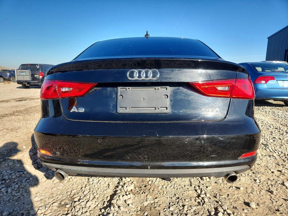 Продажа на аукционе авто 2016 Audi A3, vin: WAUB8GFFXG1064540, номер лота: 76385975