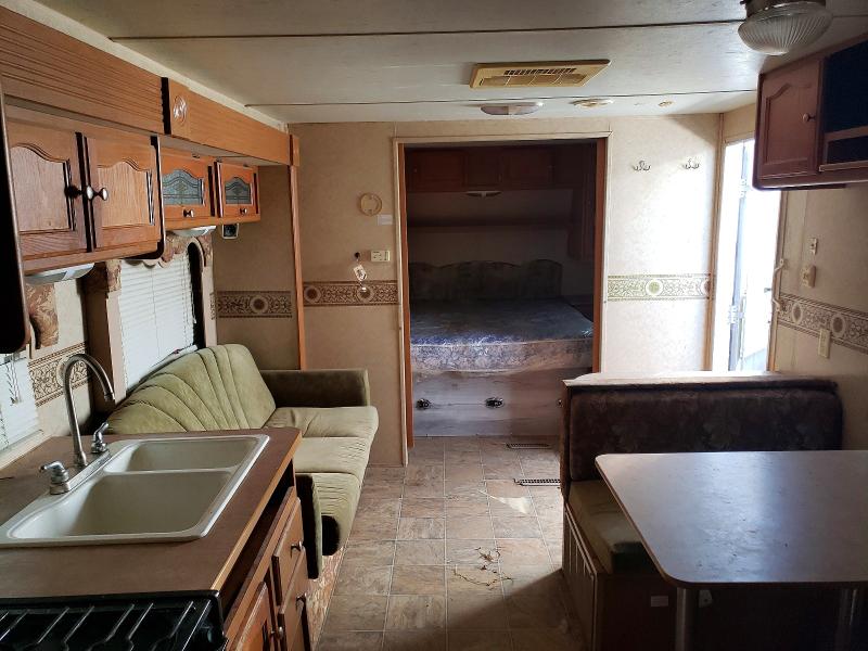 76162235 :رقم المزاد ، 47CTFEP207M430046 vin ، 2007 Dutchmen Four Winds مزاد بيع